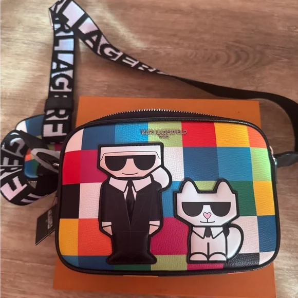 14 entries only to win this pristine LV Besace Mary Kate - Picture 7 of 14